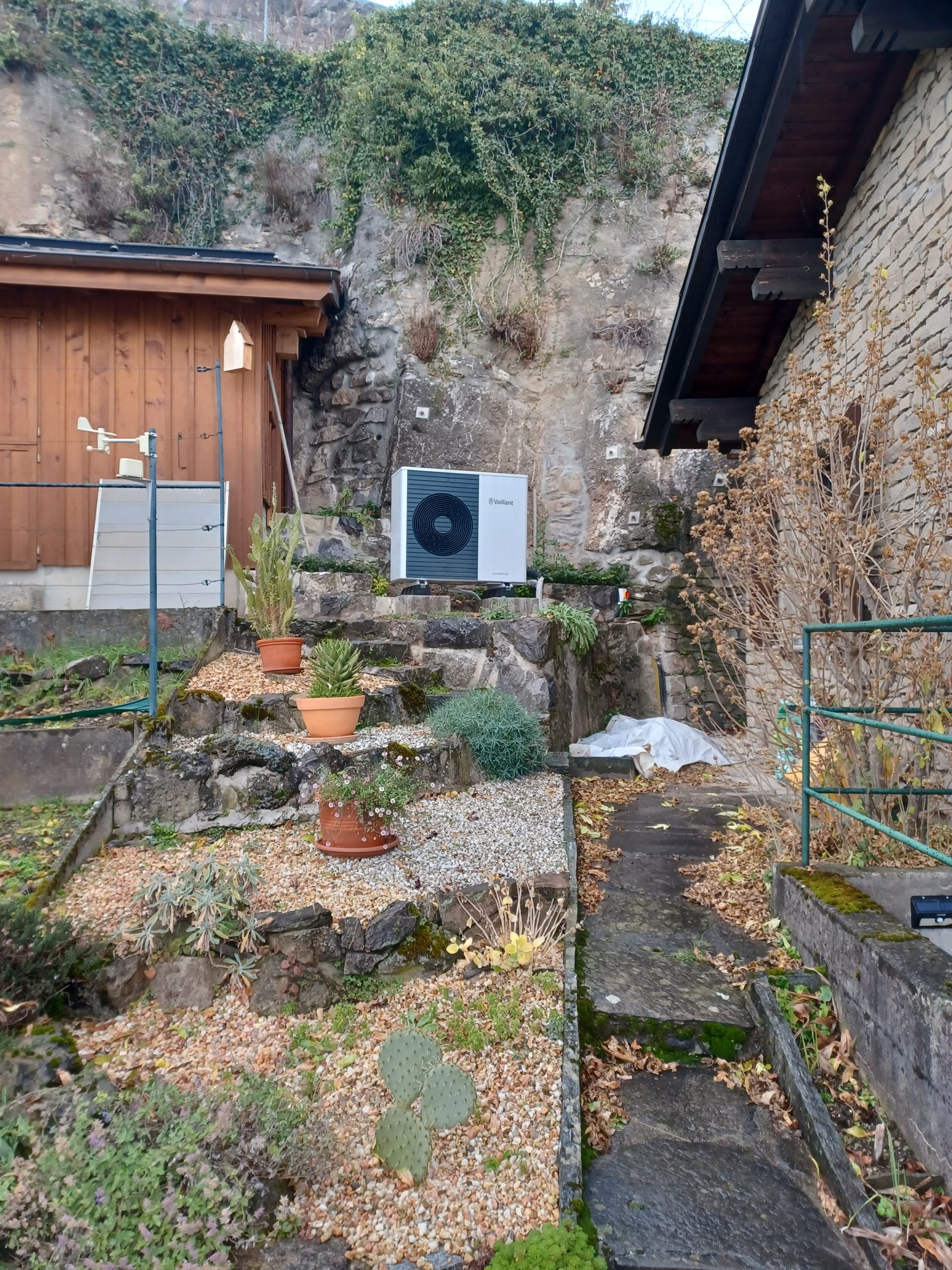 Installation d'une pompe à chaleur - St-Saphorin, Vaud - photo 2