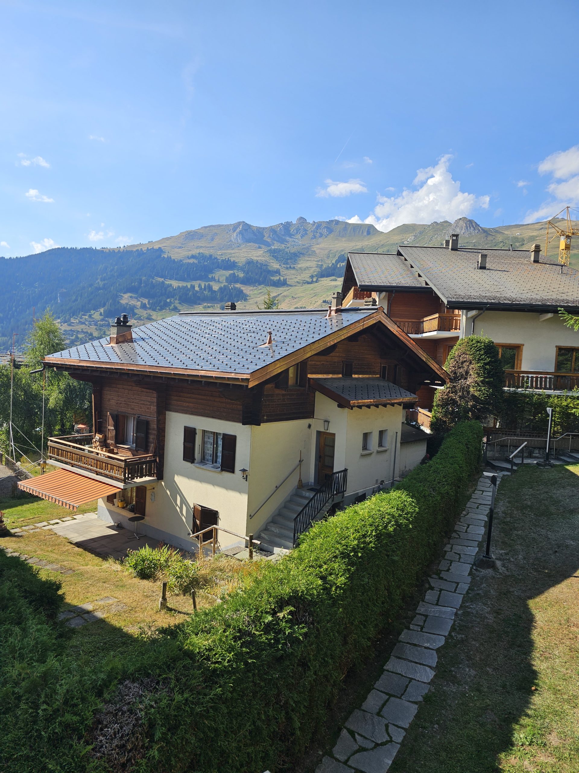 Tuiles solaires + pompe à chaleur, rénovation de toiture - Valais - photo 7