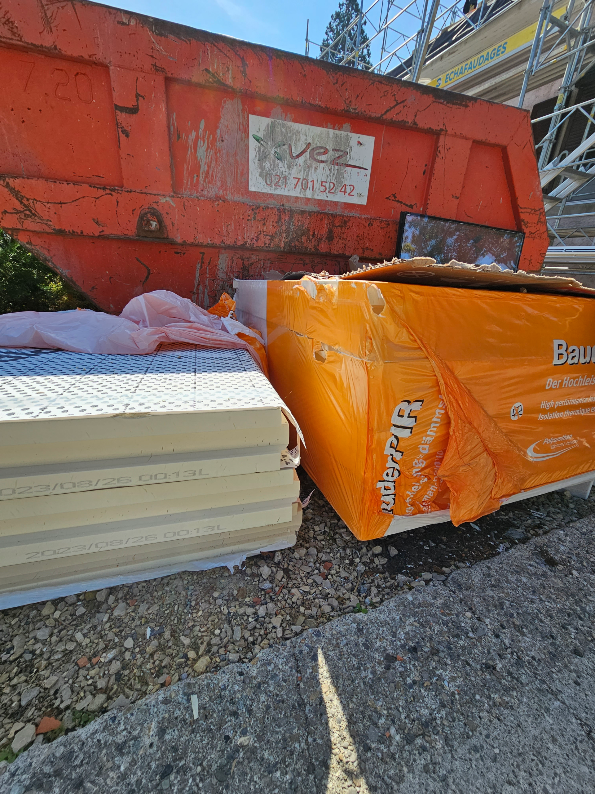 Installation photovoltaïque, pompe à chaleur et rénovation de toiture - Yverdon, Vaud - photo 22