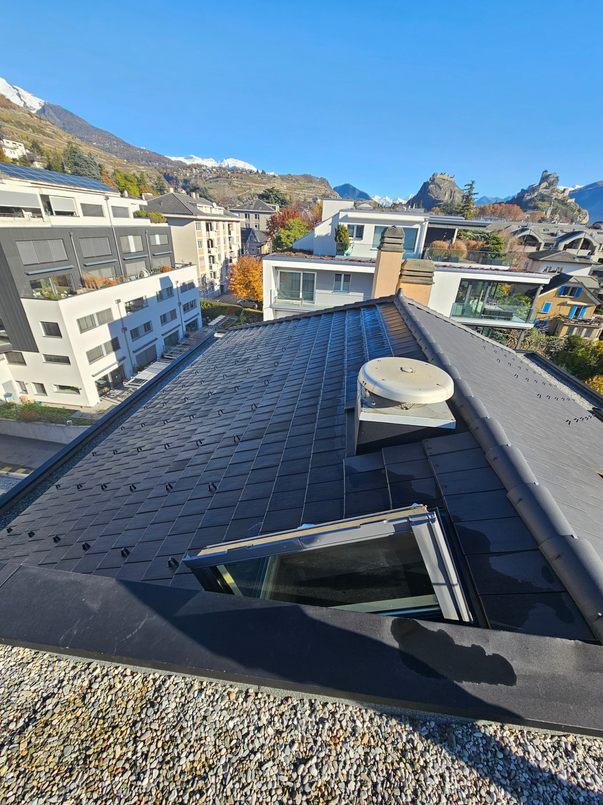 Installation de 92 panneaux 425 Wc - Sion, Valais - photo 5