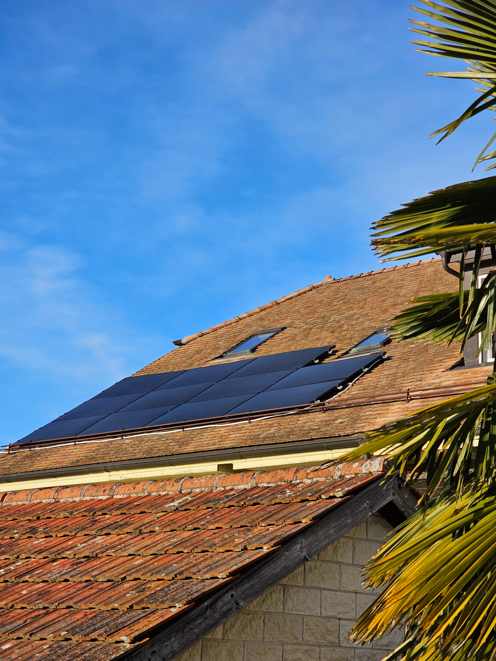 Installation de panneaux solaires 16,01 kWp - Crissier, Vaud