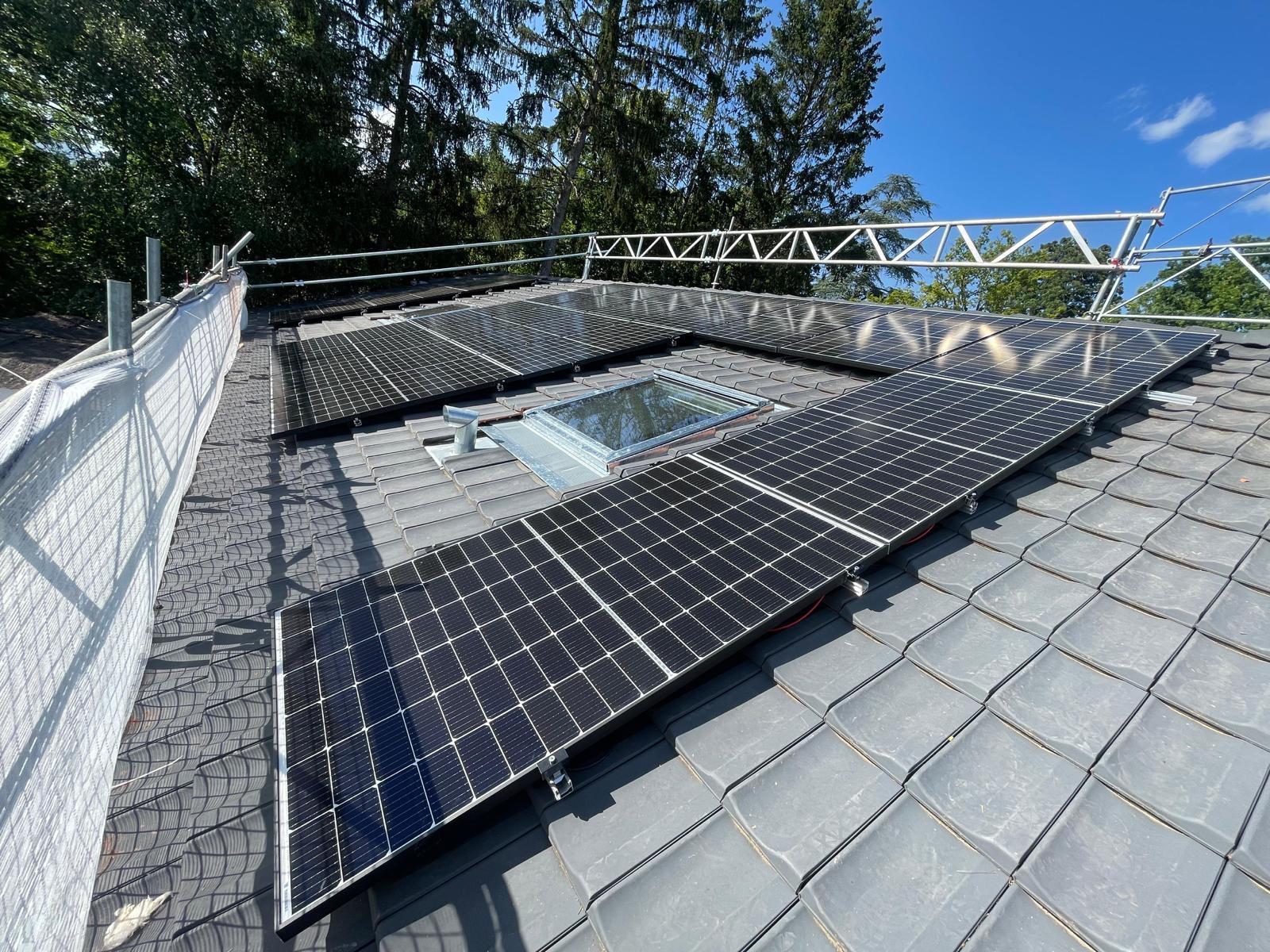 Installation de panneaux solaires - Versoix, Genève