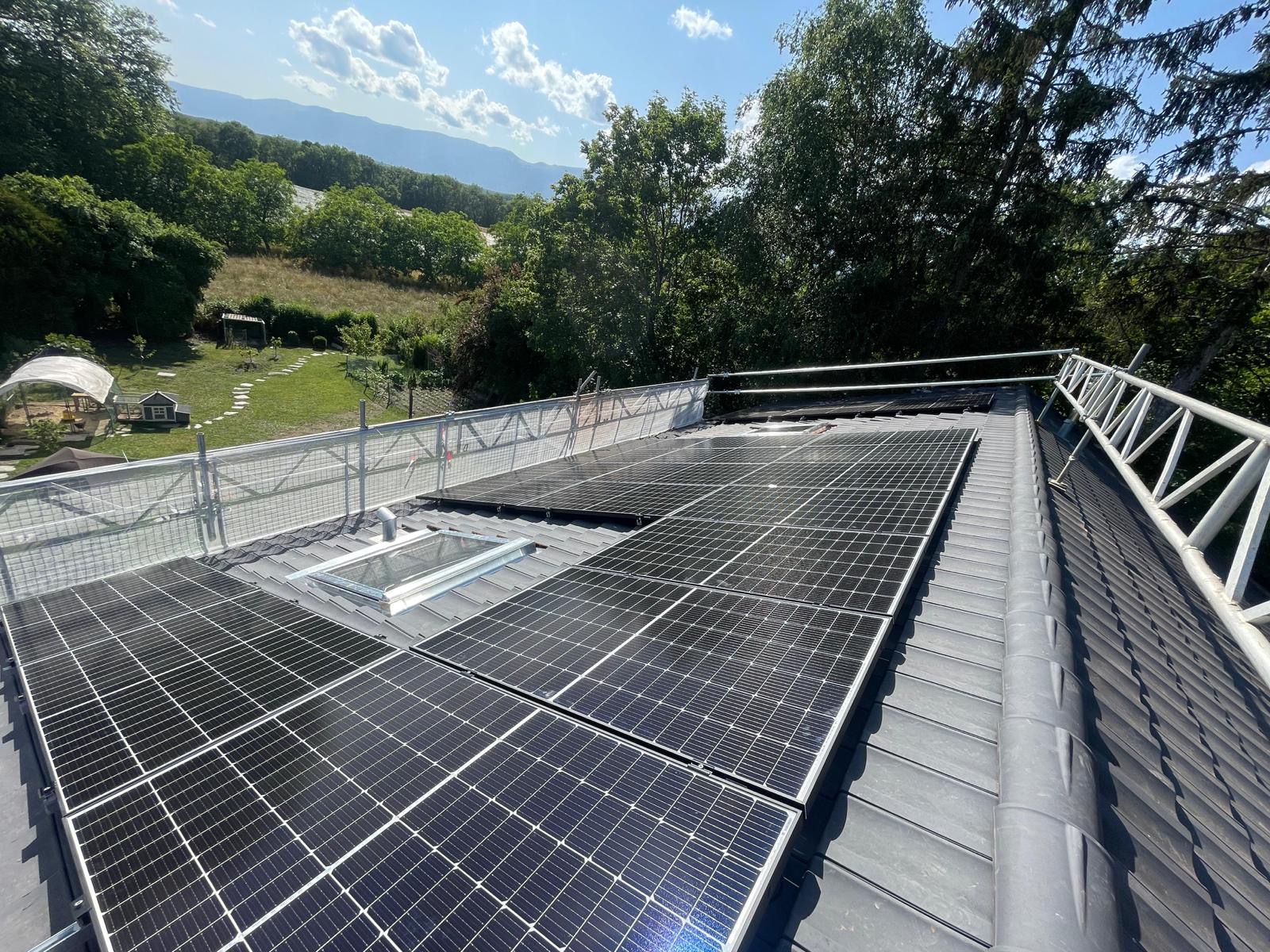 Installation de panneaux solaires - Versoix, Genève - photo 3