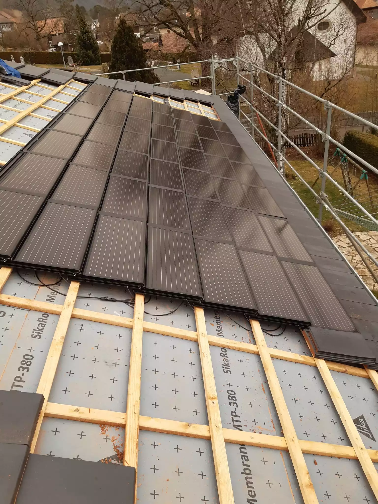 Installation de tuiles solaires - Berne - photo 2