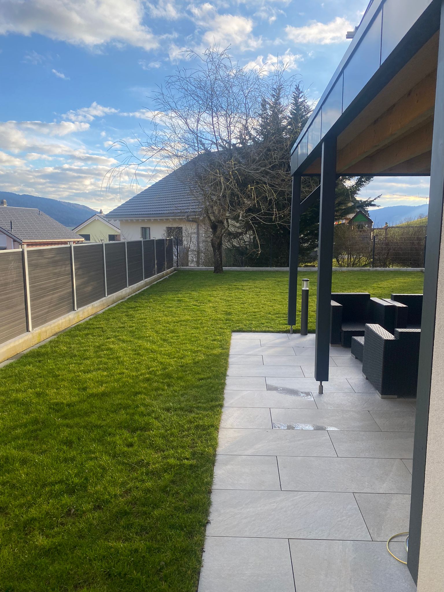 Installation photovoltaïque et pergola en bois - Villiers, Neuchâtel - photo 2