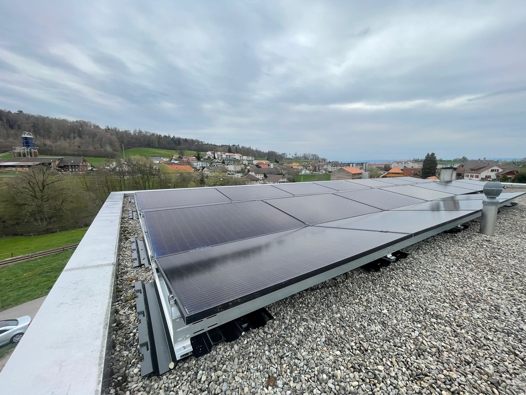 Installation photovoltaïque - Courtepin, Fribourg - photo 2