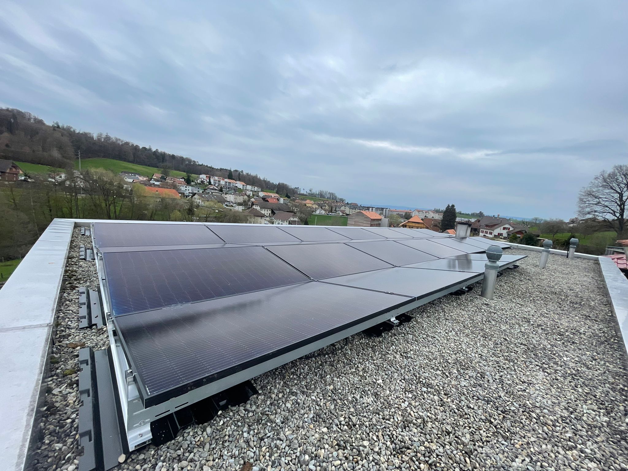 Installation photovoltaïque - Courtepin, Fribourg - photo 3
