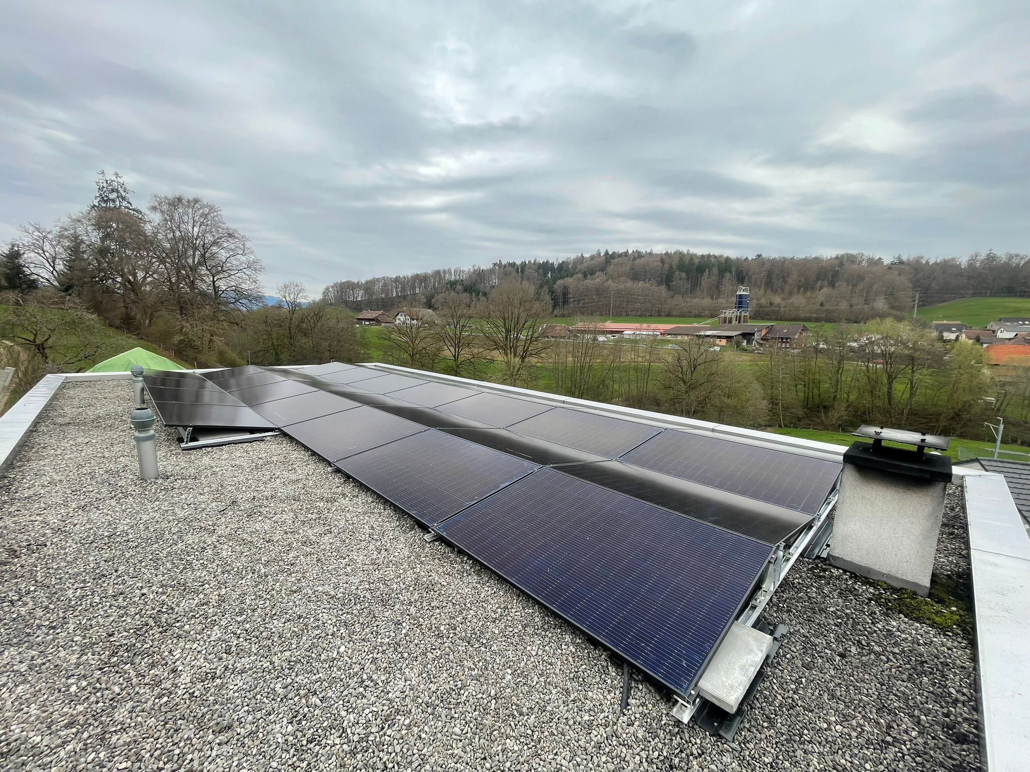 Installation photovoltaïque - Courtepin, Fribourg - photo 4