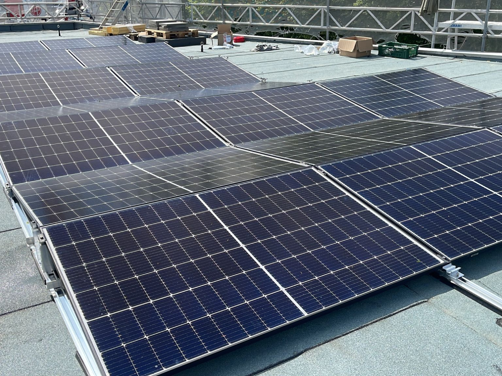Installation photovoltaïque RB Auto - Meyrin, Genève - photo 2