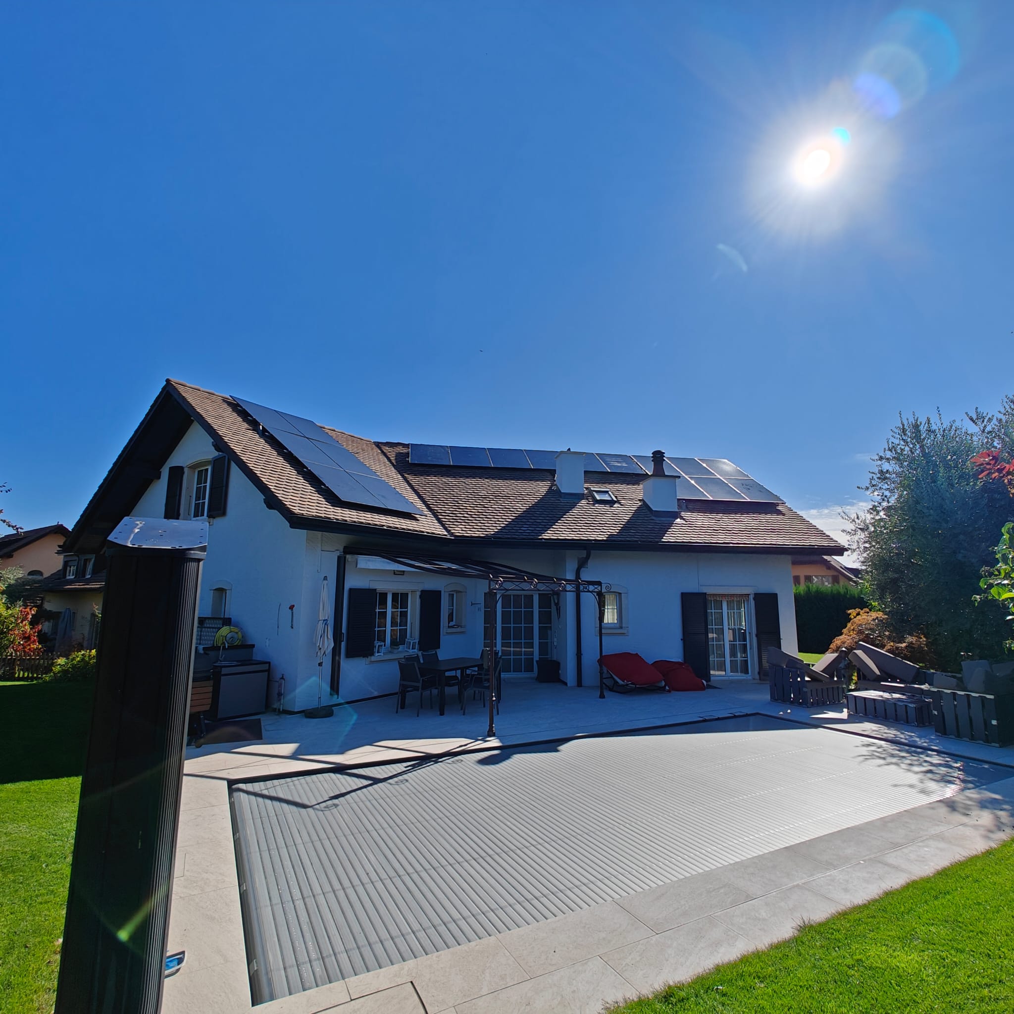 Installation photovoltaïque et pompe à chaleur - Gland, Vaud