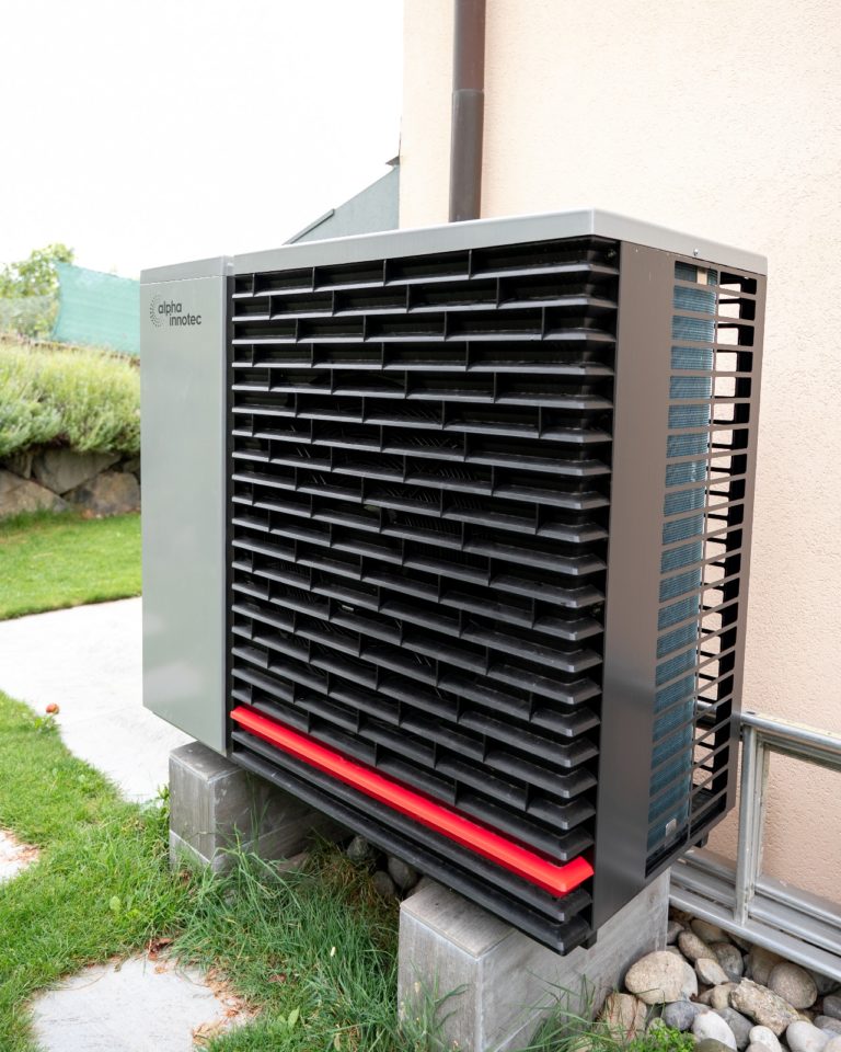 Installation PAC Alpha Innotec Hybrox - Lutry, Vaud