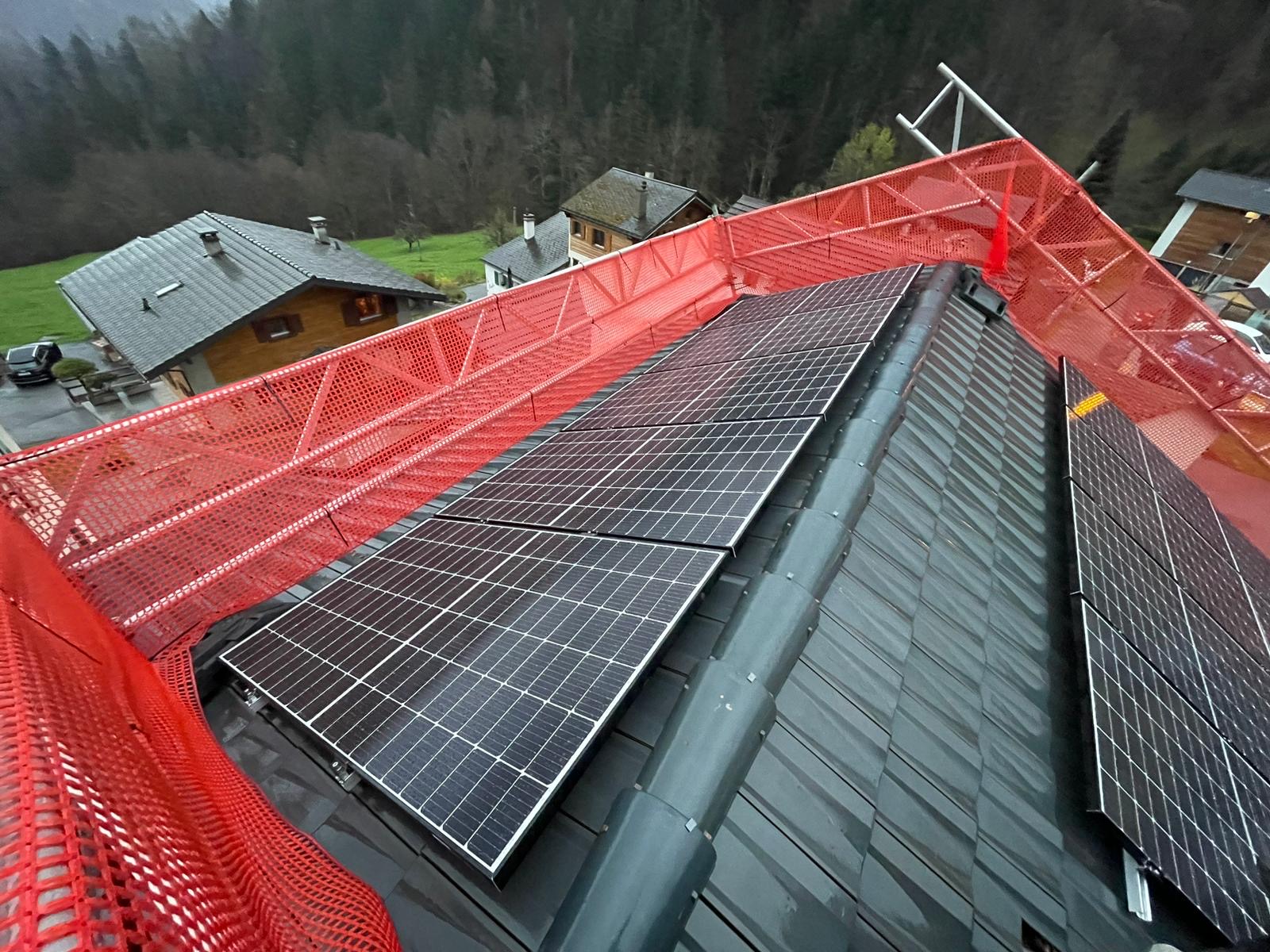 Installation solaire 61,2 kWp - Martigny, Valais