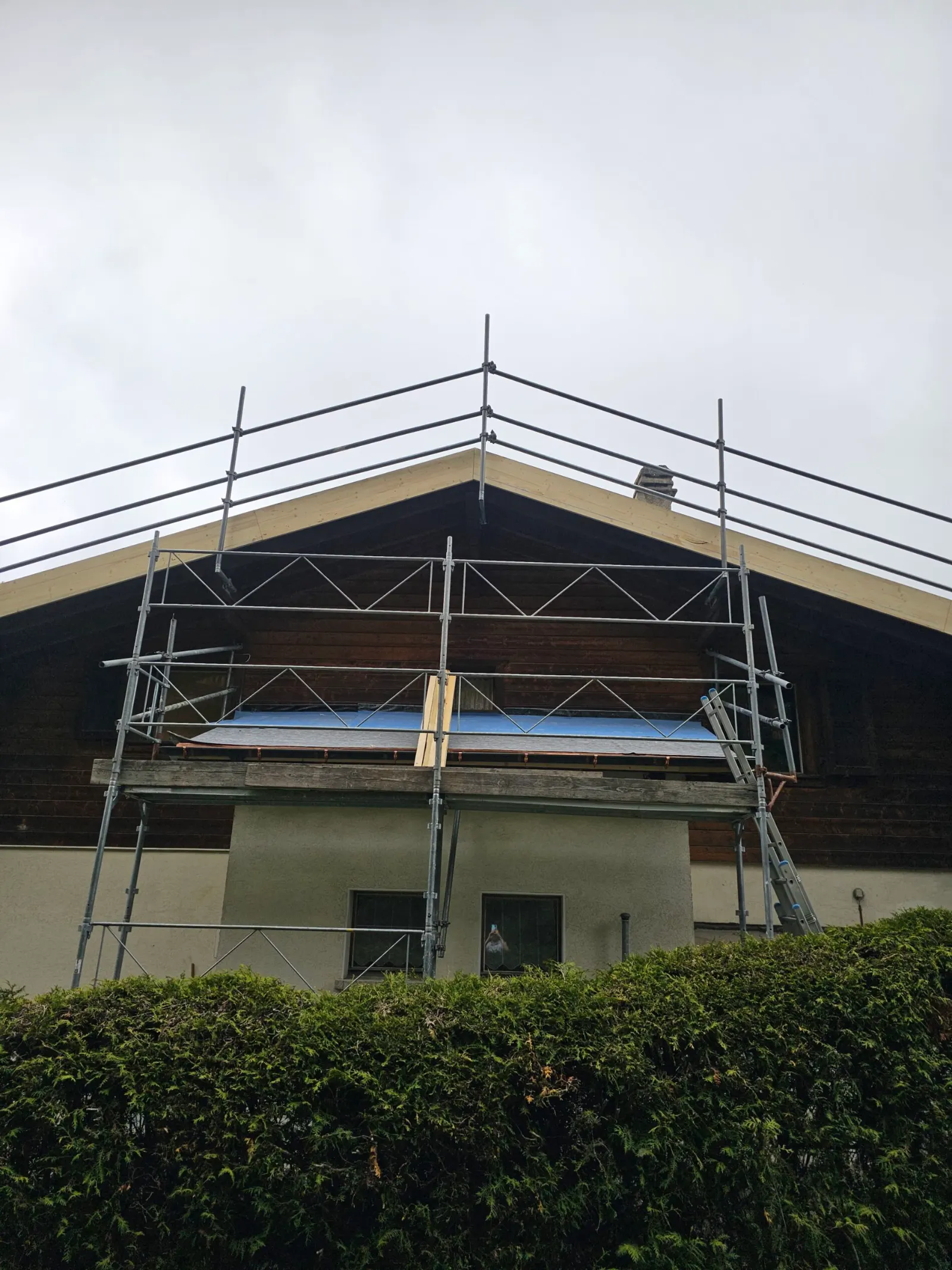 Tuiles solaires + pompe à chaleur, rénovation de toiture - Valais - photo 15