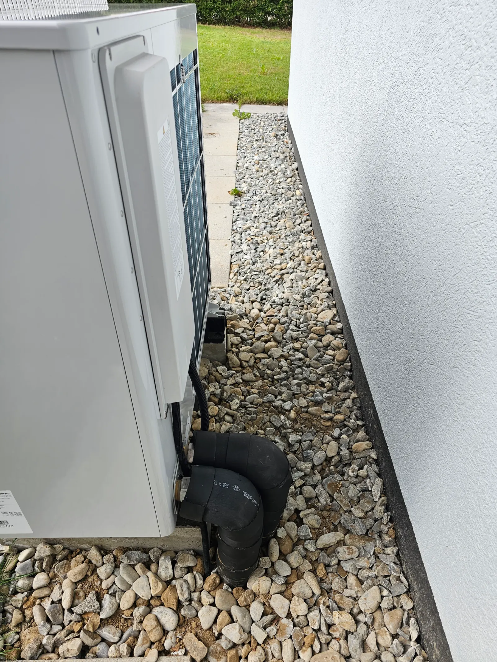 Installation d'une pompe à chaleur - Marly, Fribourg - photo 6