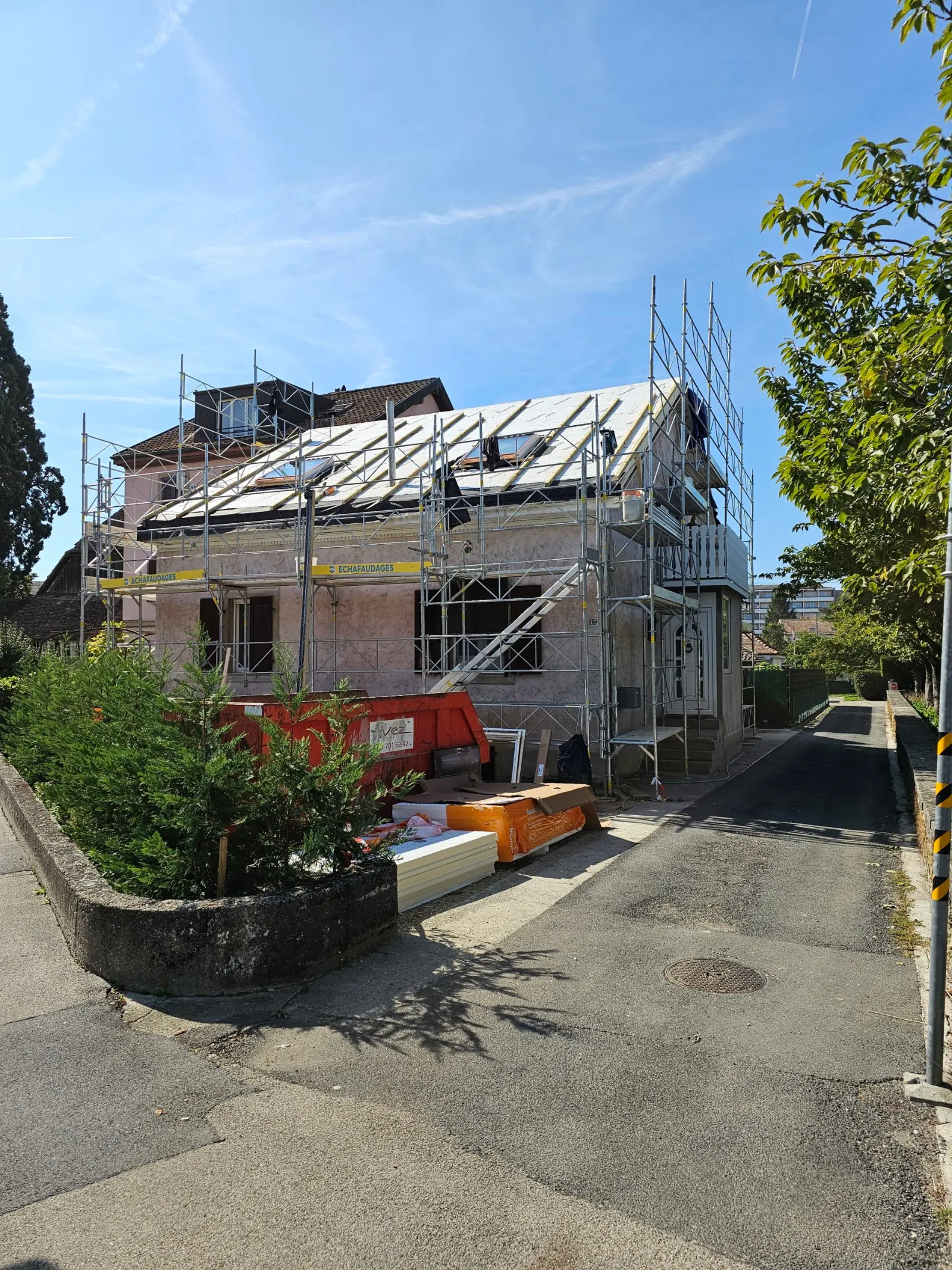 Installation photovoltaïque, pompe à chaleur et rénovation de toiture - Yverdon, Vaud - photo 5