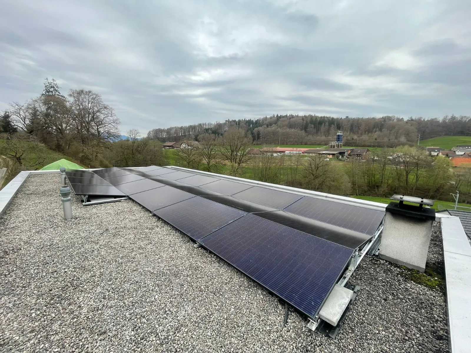Installation photovoltaïque - Courtepin, Fribourg - photo 4