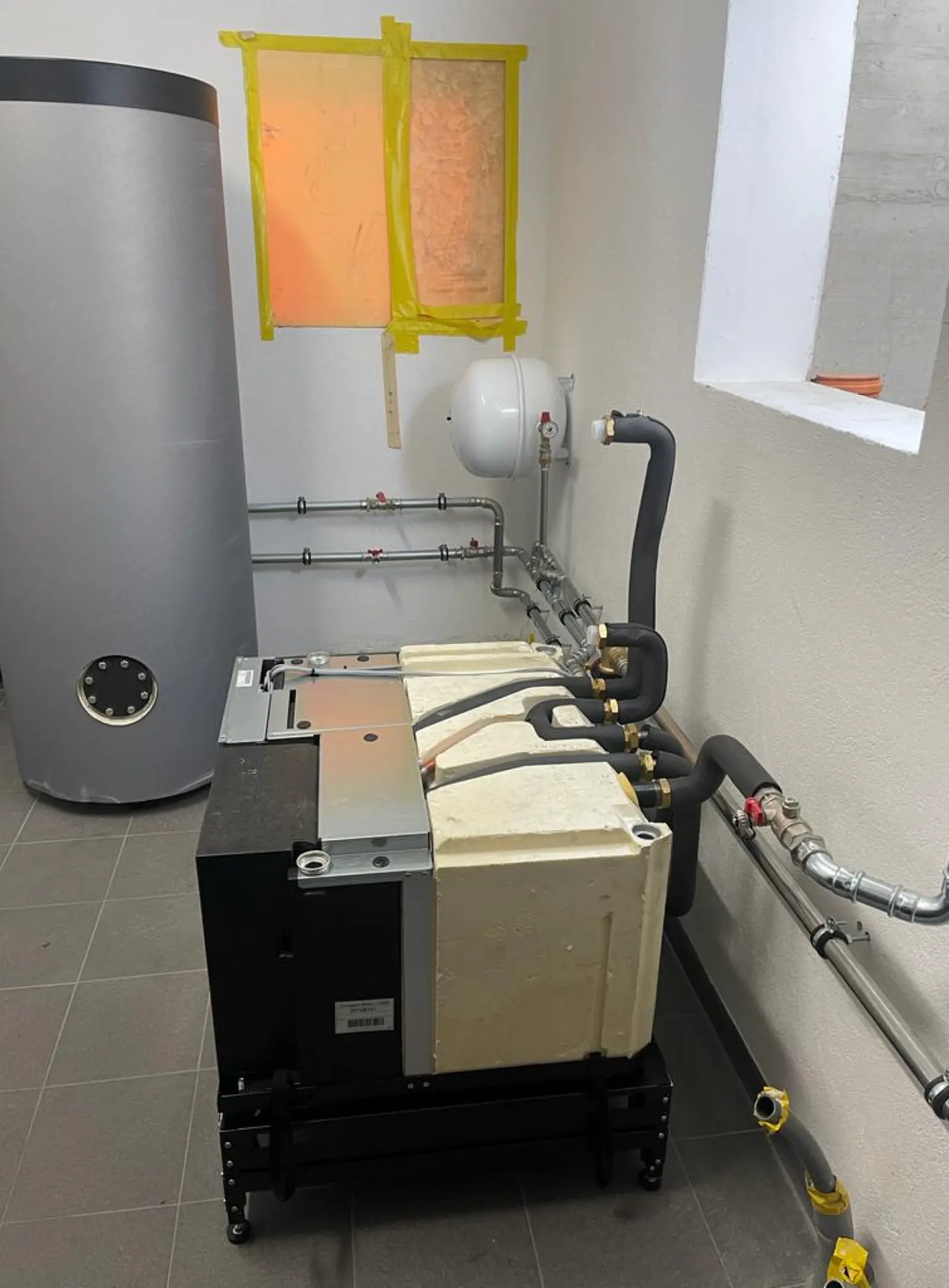 Installation d'une pompe à chaleur (intérieur) - Gryon, Vaud - photo 5